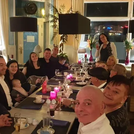 Hotel De Zevende Hemel 2*