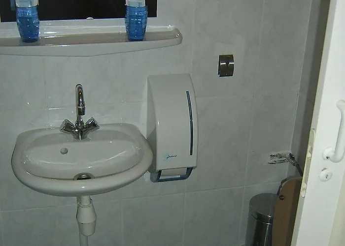 De Zevende Hemel 2* كيركراد